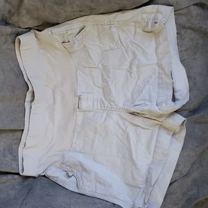 L Maternity Shorts